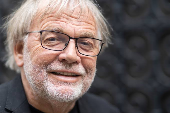 جوستاين غاردر